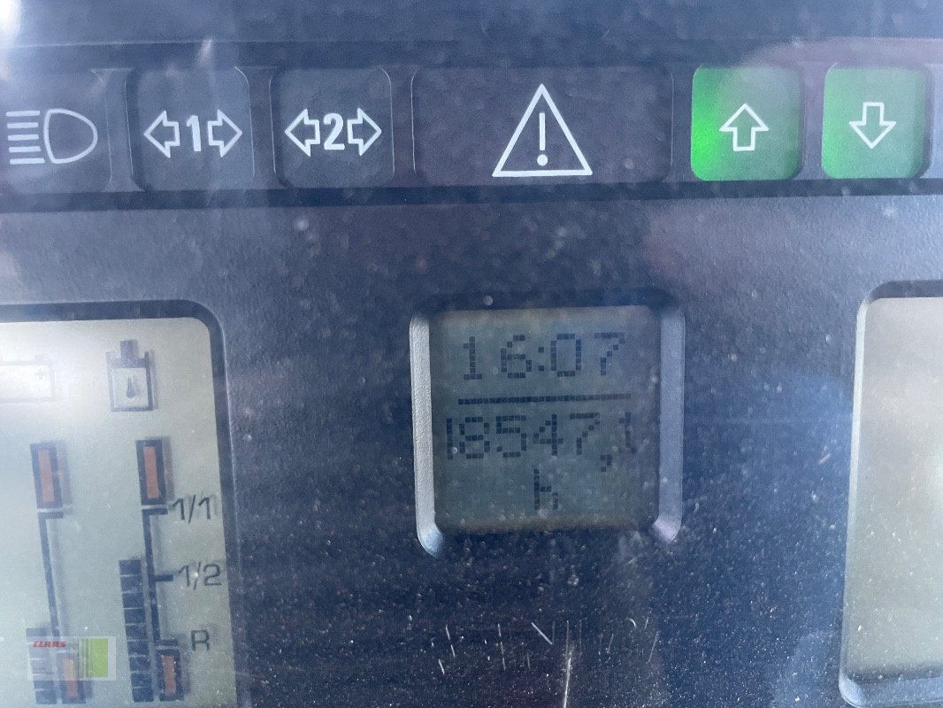 Traktor of the type Fendt 926 VARIO, Gebrauchtmaschine in Schenefeld (Picture 7)