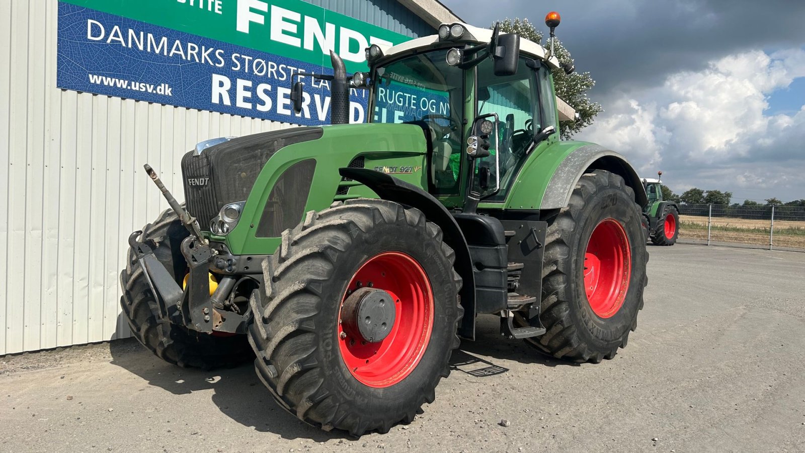 Traktor of the type Fendt 927 POWER. Med Front PTO, Gebrauchtmaschine in Rødekro (Picture 2)