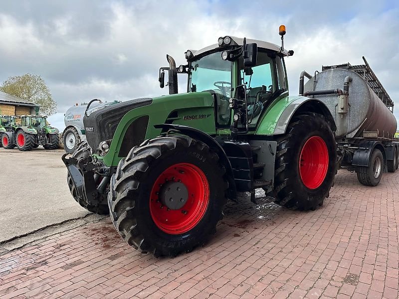 Traktor des Typs Fendt 927 Vario Com3, Gebrauchtmaschine in Ostercappeln (Bild 1)