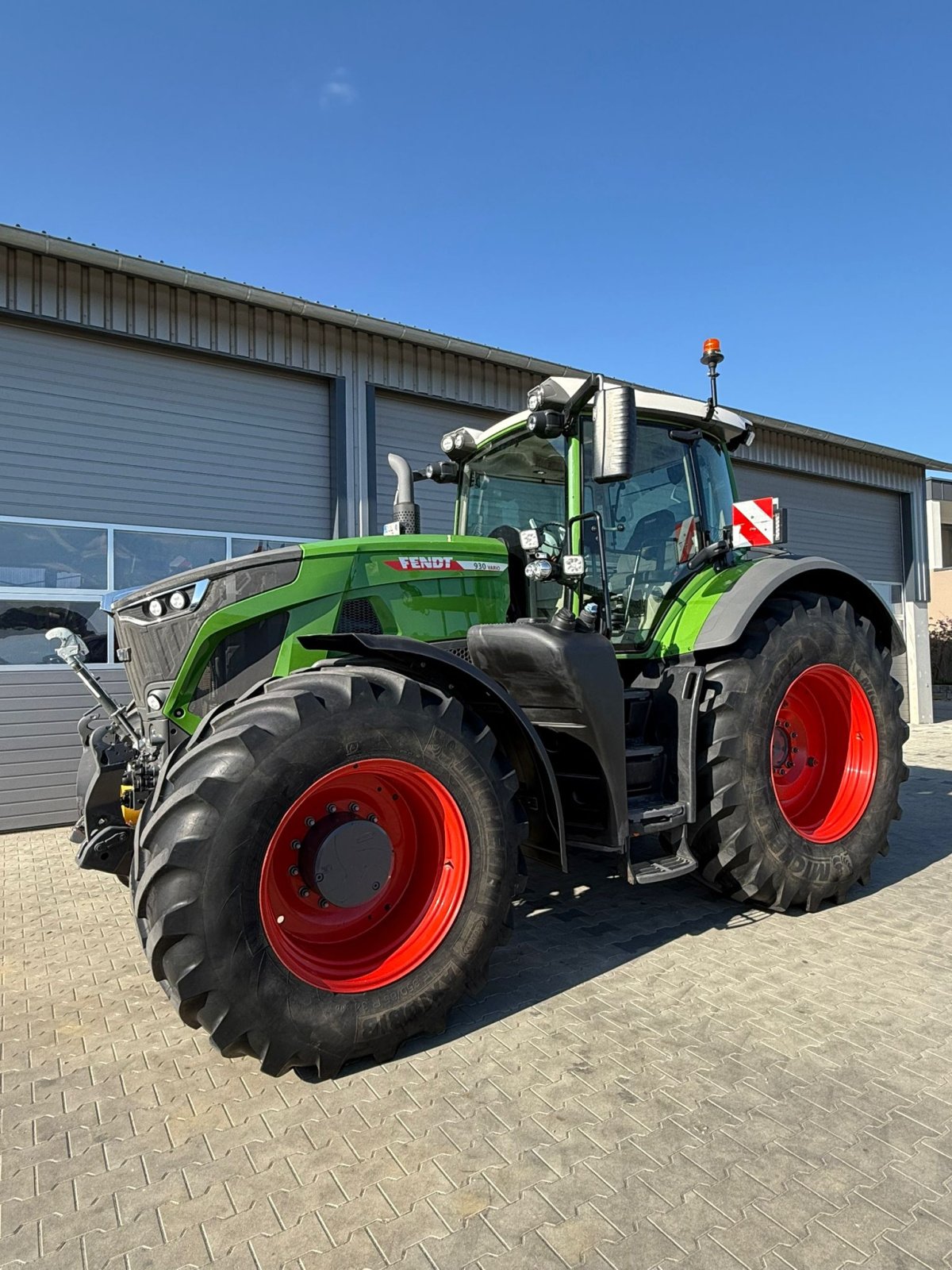 Traktor des Typs Fendt 930 Vario ProfiPlus, Gebrauchtmaschine in Burglengenfeld (Bild 1)