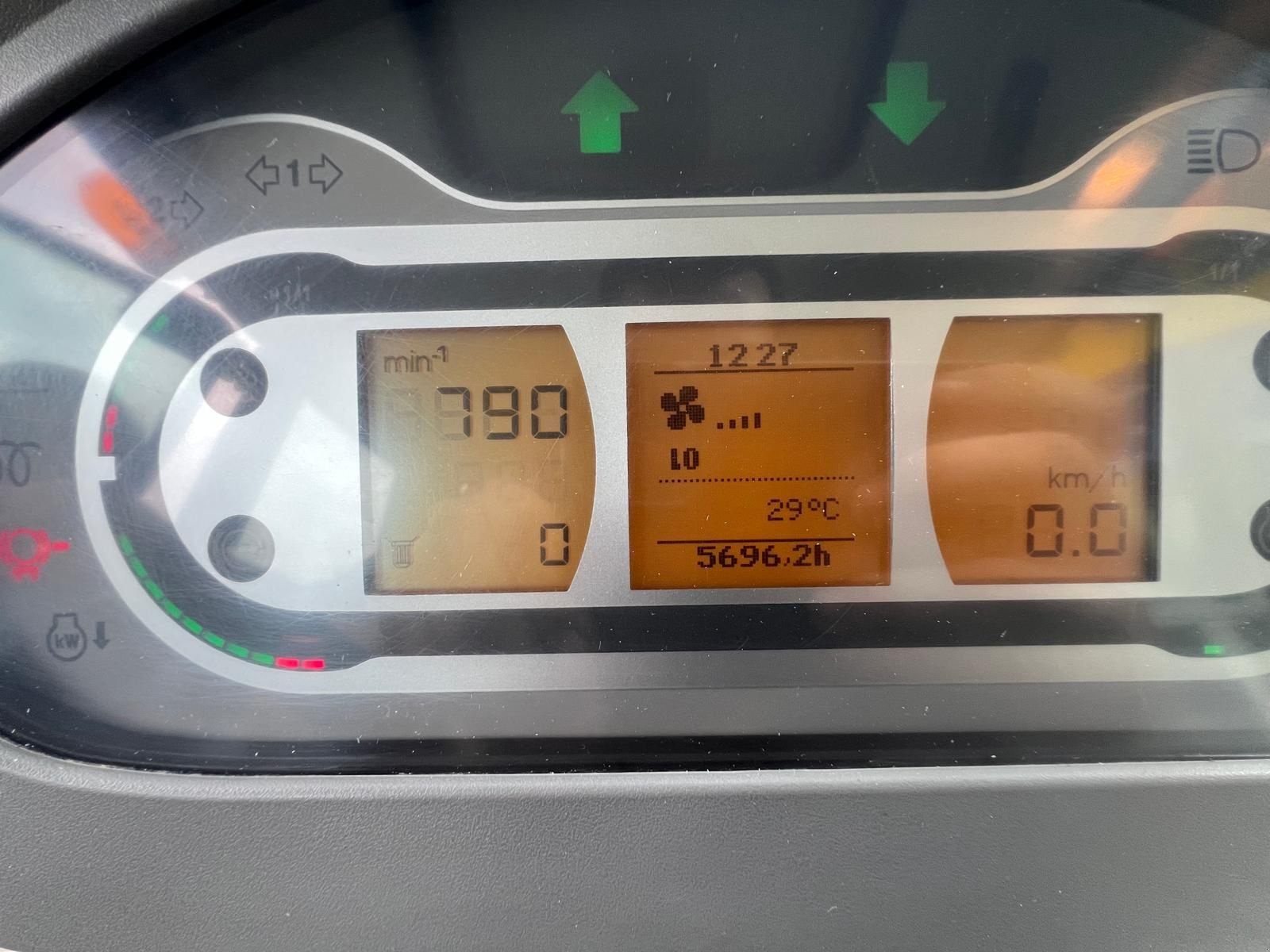 Traktor типа Fendt 930 Vario, Gebrauchtmaschine в Burgkirchen (Фотография 16)