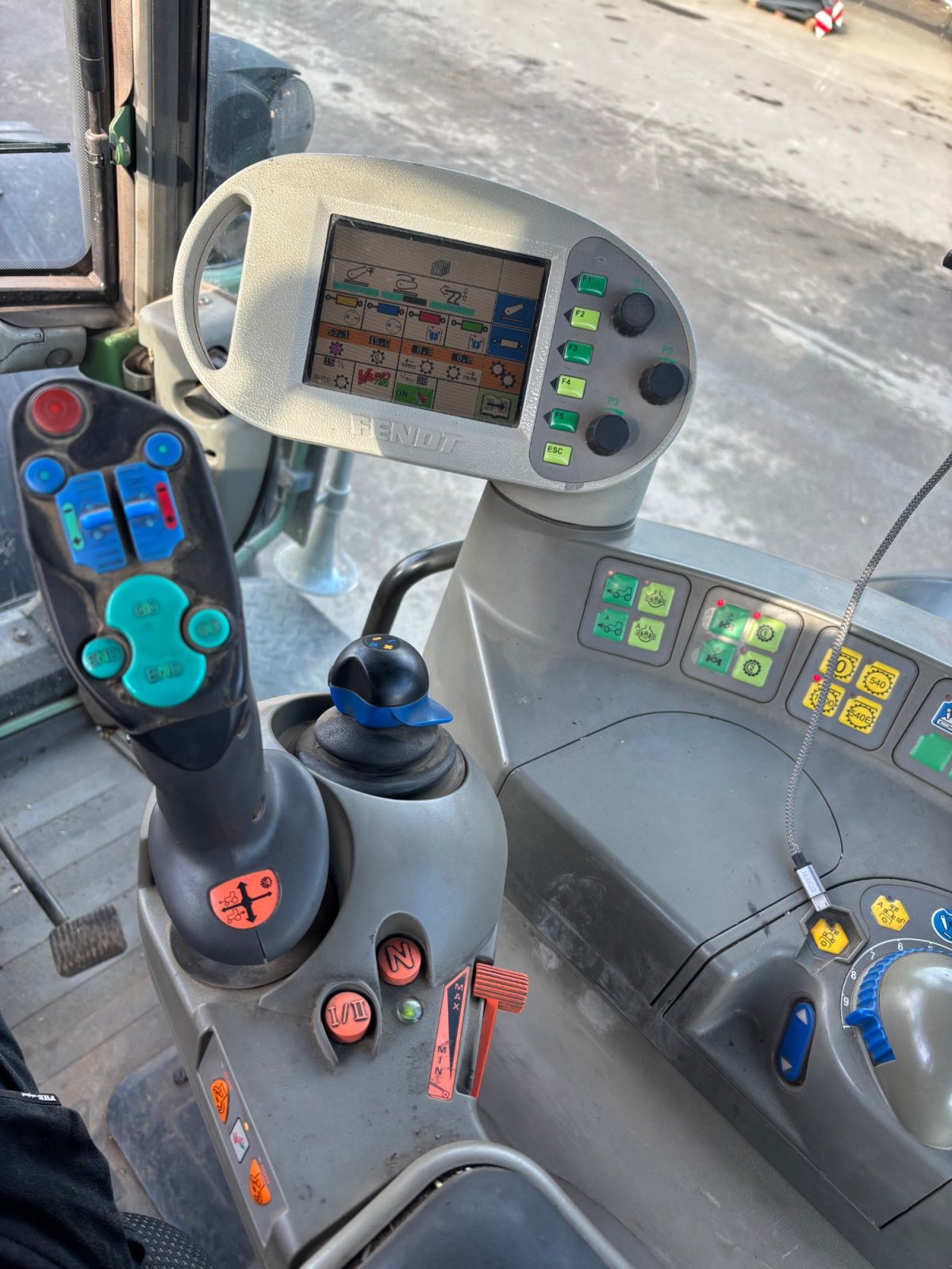 Traktor типа Fendt 930 Vario, Gebrauchtmaschine в Wiedergeltingen (Фотография 11)