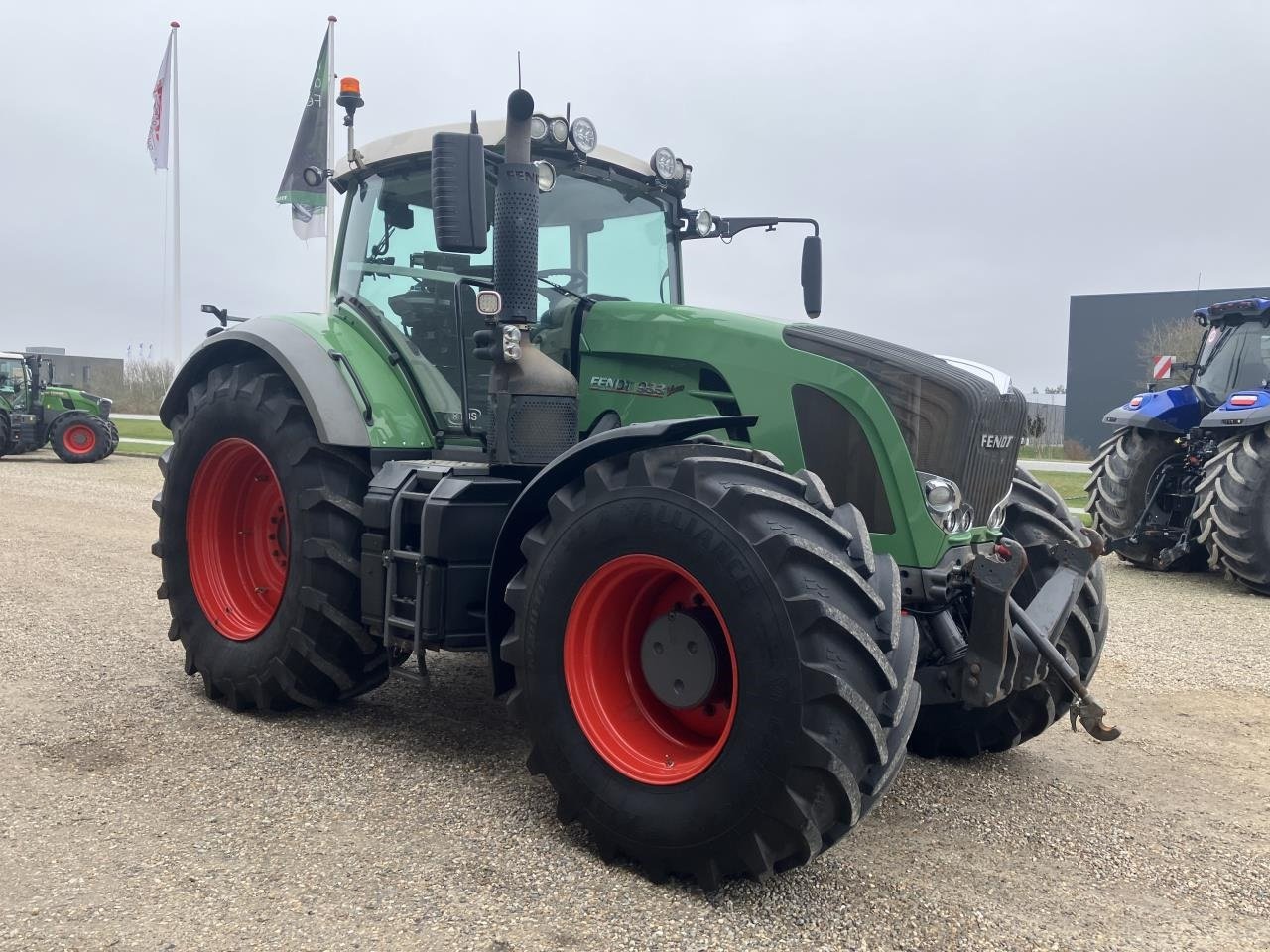 Traktor of the type Fendt 933 SCR PROFI PLUS, Gebrauchtmaschine in Holstebro (Picture 3)