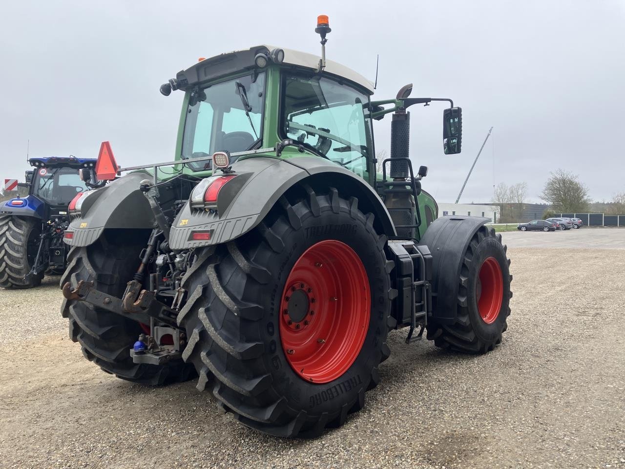 Traktor of the type Fendt 933 SCR PROFI PLUS, Gebrauchtmaschine in Holstebro (Picture 4)