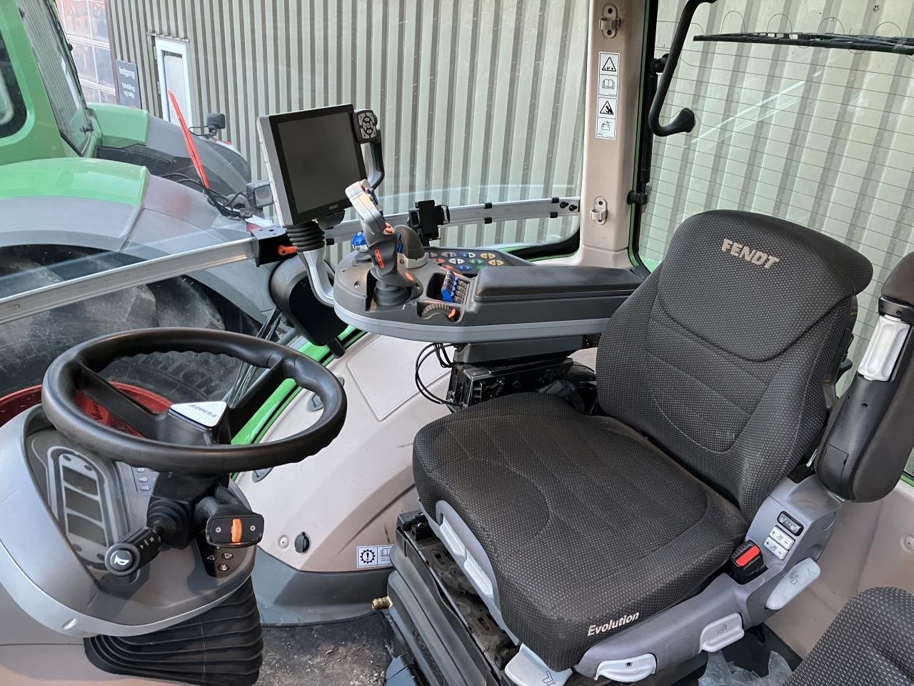 Traktor typu Fendt 933 VARIO GEN6, Gebrauchtmaschine w Grindsted (Zdjęcie 8)