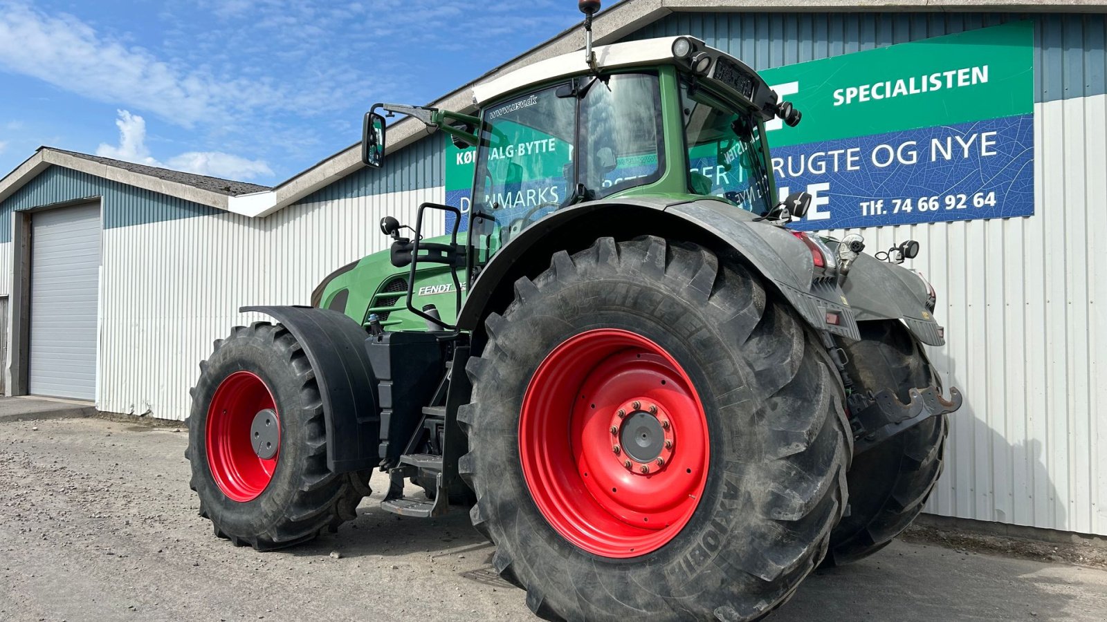 Traktor of the type Fendt 933 Vario Profi SCR, Gebrauchtmaschine in Rødekro (Picture 3)
