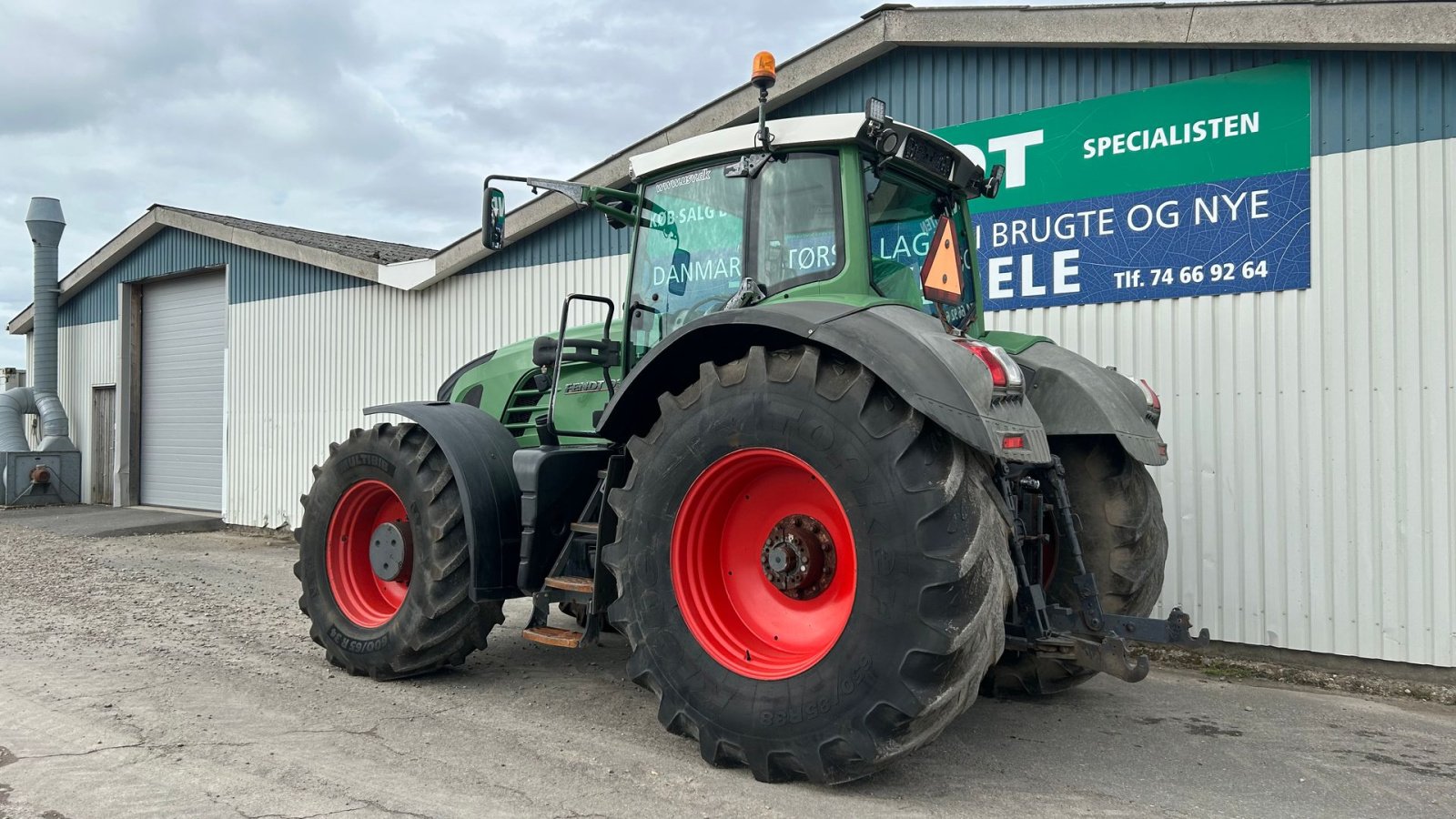 Traktor des Typs Fendt 933 Vario Profi, Gebrauchtmaschine in Rødekro (Bild 2)
