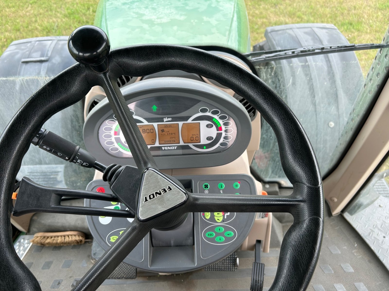 Traktor типа Fendt 933 Vario ProfiPlus, Gebrauchtmaschine в Markt Erlbach (Фотография 2)