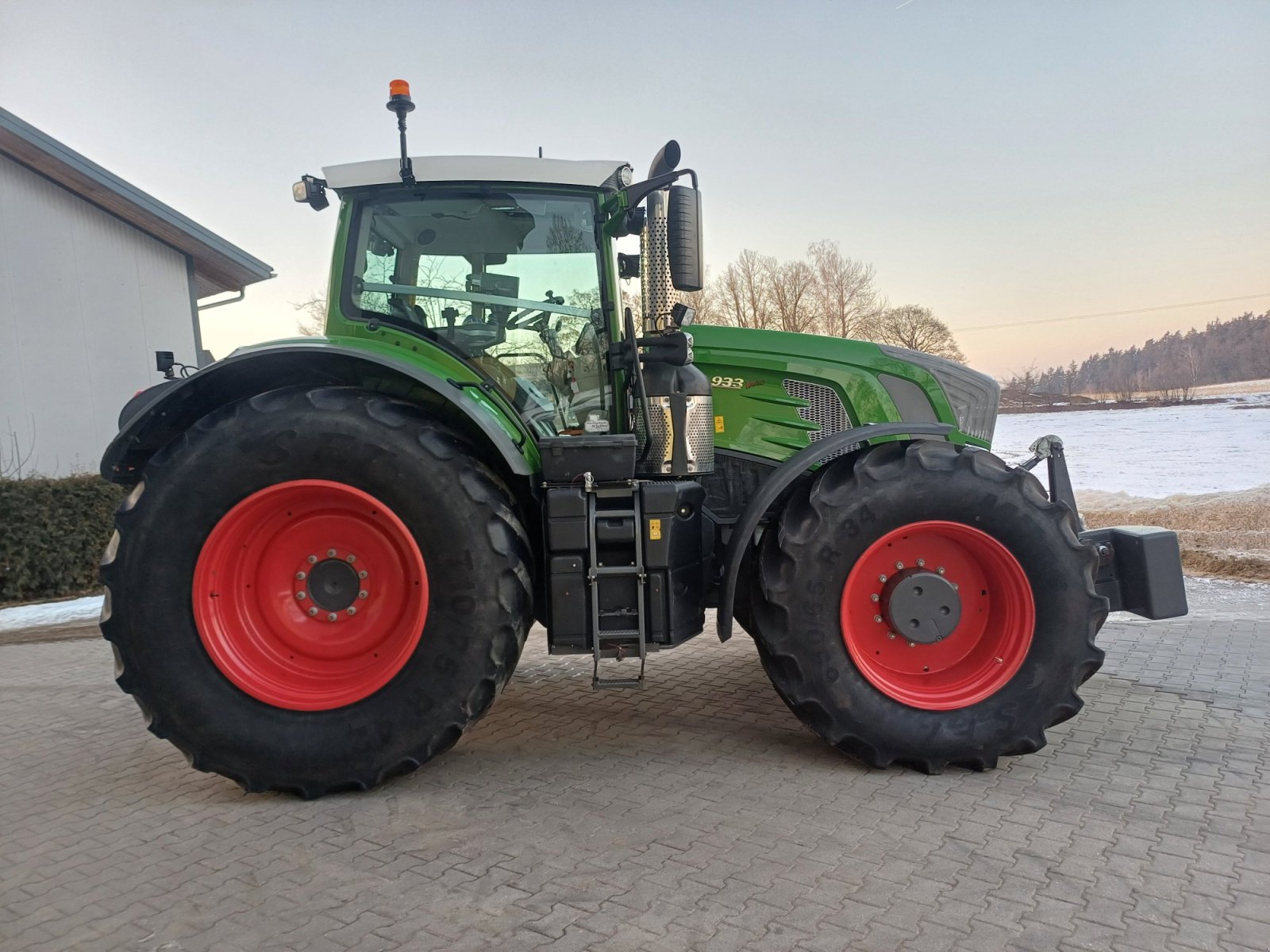 Traktor des Typs Fendt 933 Vario S4 ProfiPlus Vollausstattung 927 930 936 939, Gebrauchtmaschine in Tirschenreuth (Bild 7)