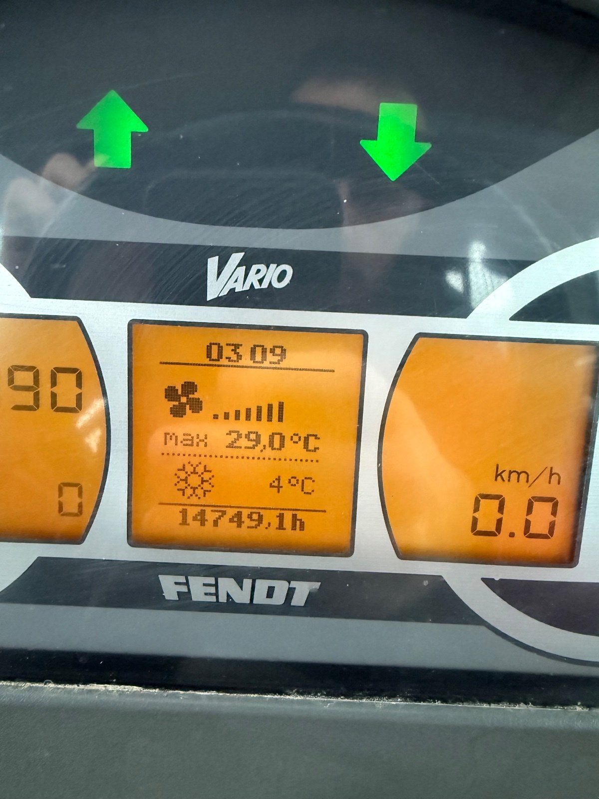 Traktor typu Fendt 933 Vario, Gebrauchtmaschine w Zagreb (Zdjęcie 10)