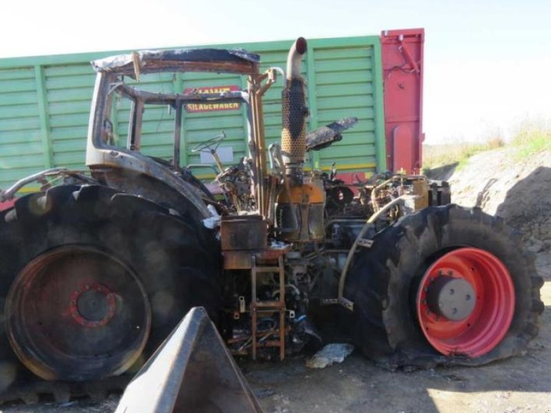 Traktor des Typs Fendt 936 Brandschaden., Gebrauchtmaschine in Honigsee (Bild 1)