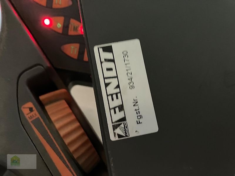 Traktor от тип Fendt 936 Com3, Gebrauchtmaschine в Salsitz (Снимка 18)