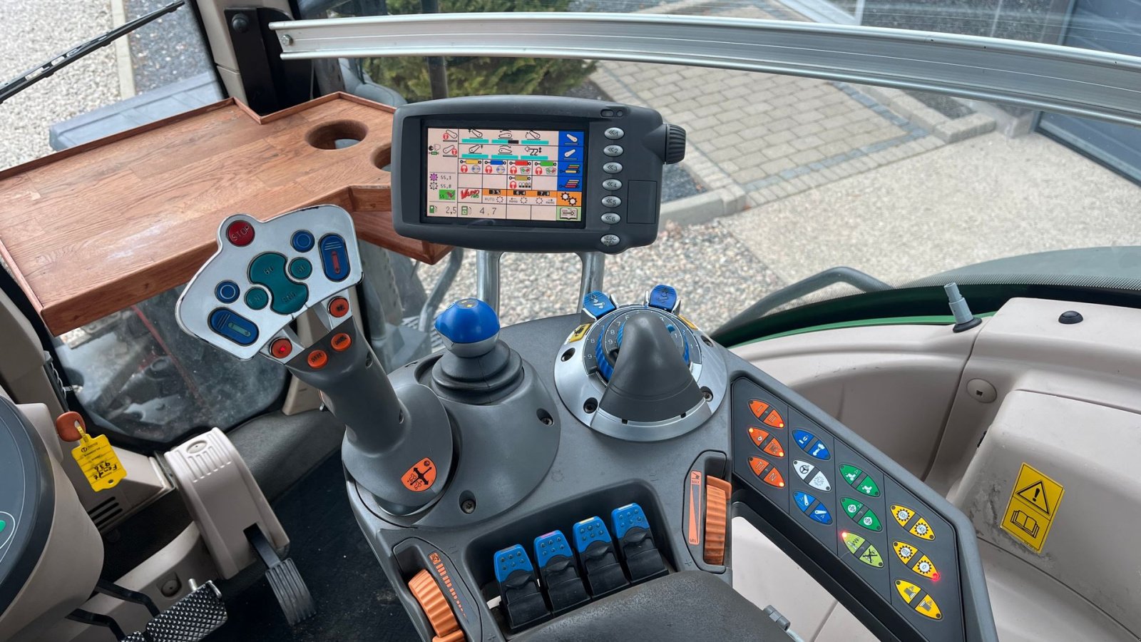 Traktor a típus Fendt 936 Vario med frontlift, Gebrauchtmaschine ekkor: Lintrup (Kép 8)