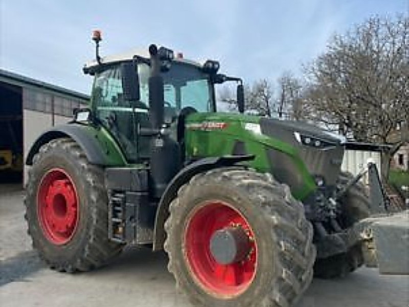 Traktor типа Fendt 936 VARIO PROFI PLUS, Gebrauchtmaschine в PEYROLE