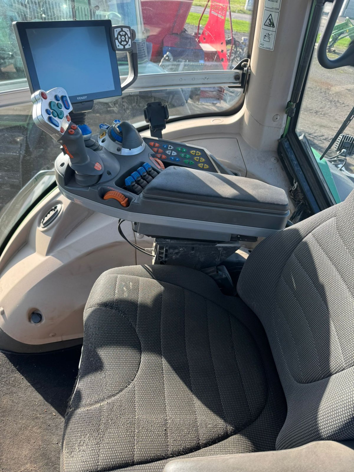 Traktor of the type Fendt 936 Vario S4, Gebrauchtmaschine in Bevern (Picture 7)