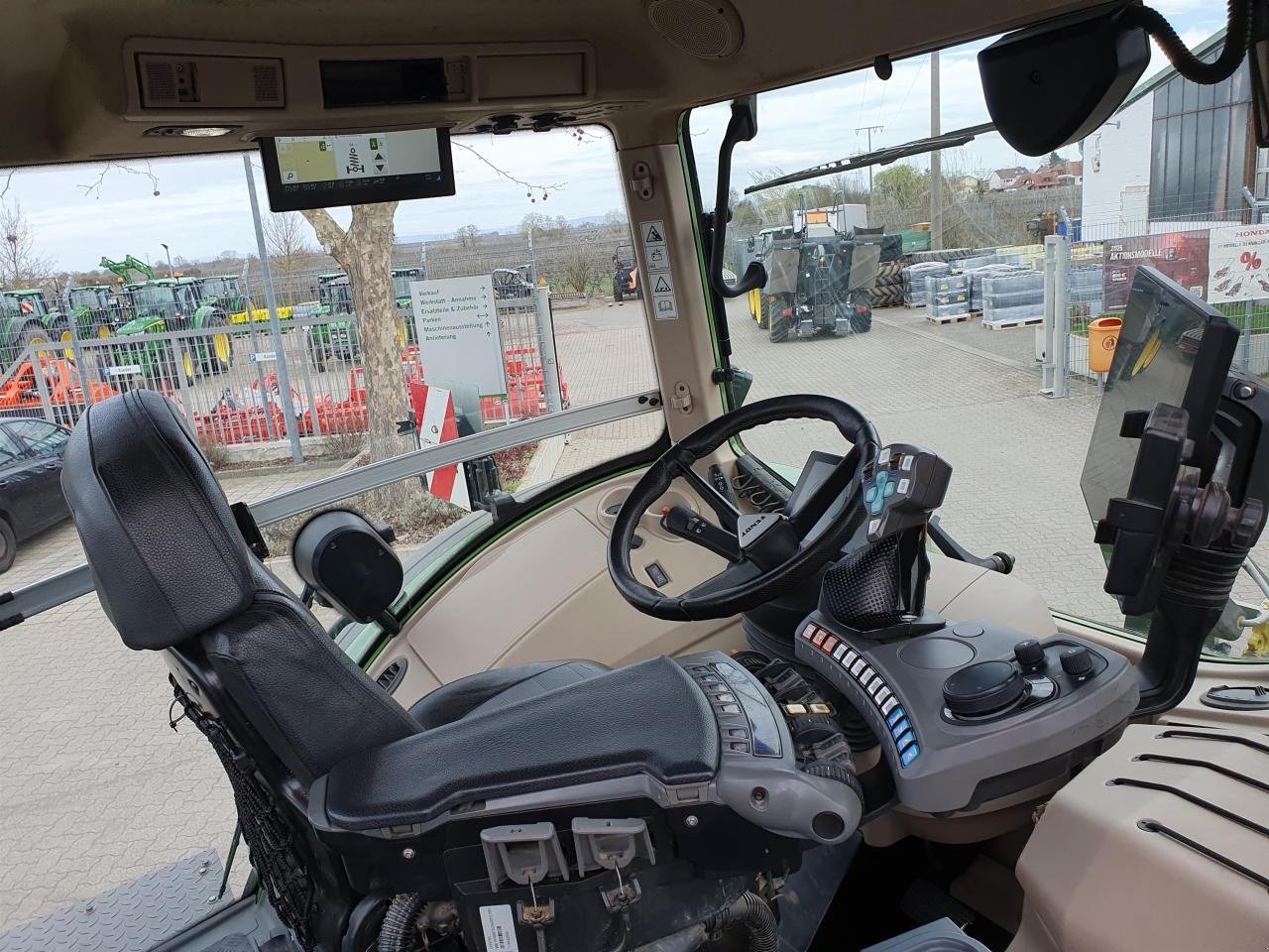 Traktor Türe ait Fendt 936 Vario, Gebrauchtmaschine içinde Niederkirchen (resim 12)