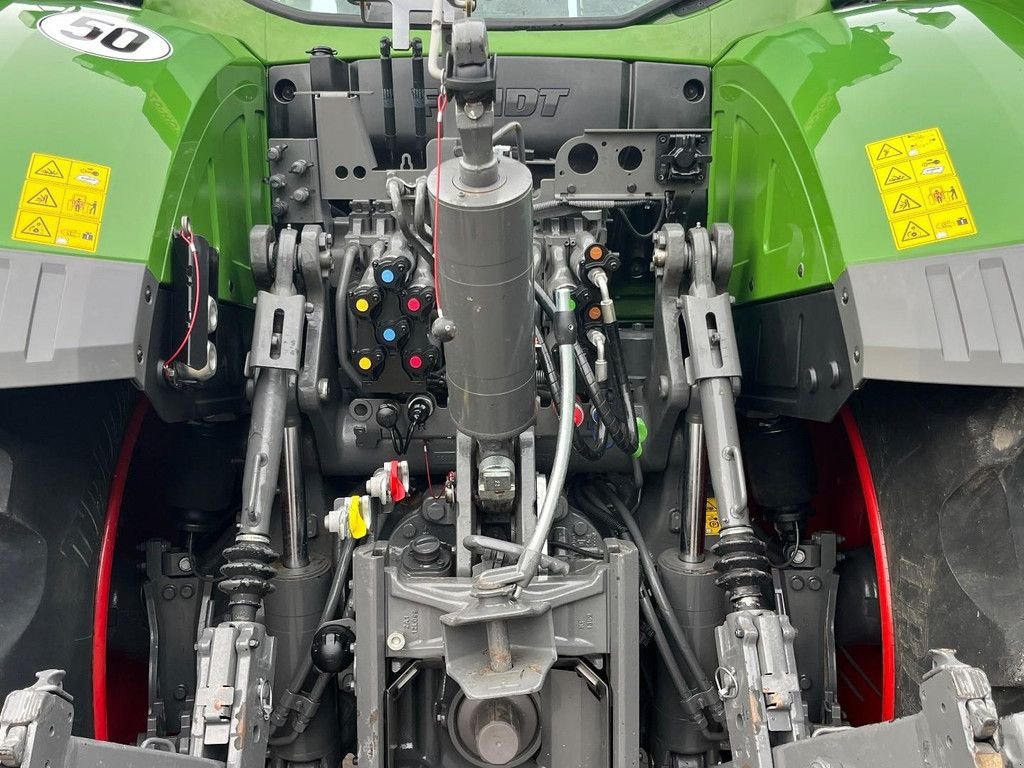 Traktor от тип Fendt 936, Gebrauchtmaschine в Hapert (Снимка 9)