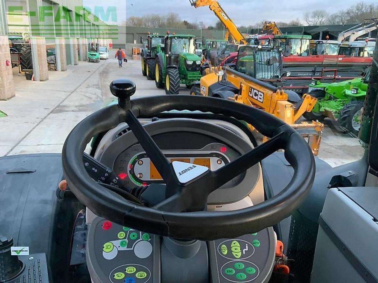 Traktor of the type Fendt 939 profi plus tractor (st25432), Gebrauchtmaschine in SHAFTESBURY (Picture 31)