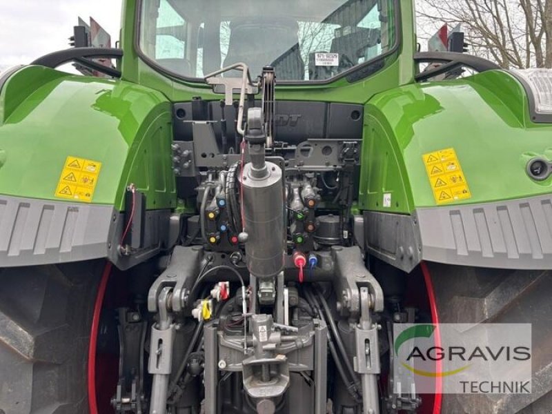 Traktor van het type Fendt 939 VARIO GEN-7 Profi+ Setting2, Gebrauchtmaschine in Meppen (Foto 10)