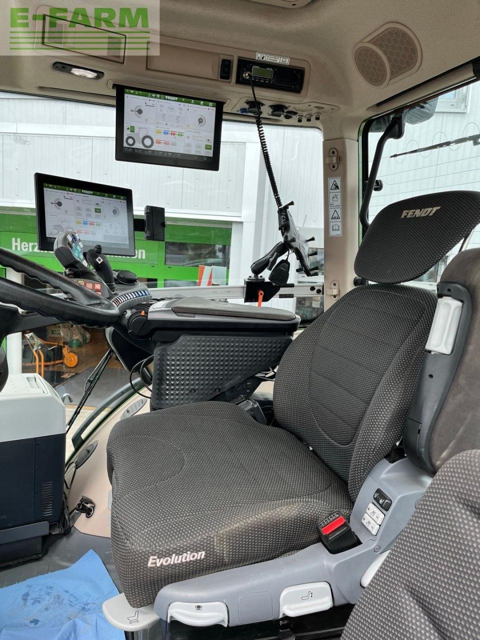 Traktor des Typs Fendt 939 Vario Gen7 Inkl. Rüfa., Gebrauchtmaschine in RAUENBERG (Bild 10)