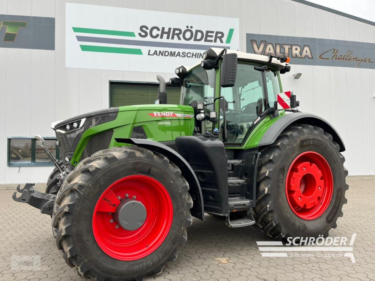 Traktor of the type Fendt 939 VARIO GEN7 PROFI PLUS, Gebrauchtmaschine in Penzlin (Picture 1)