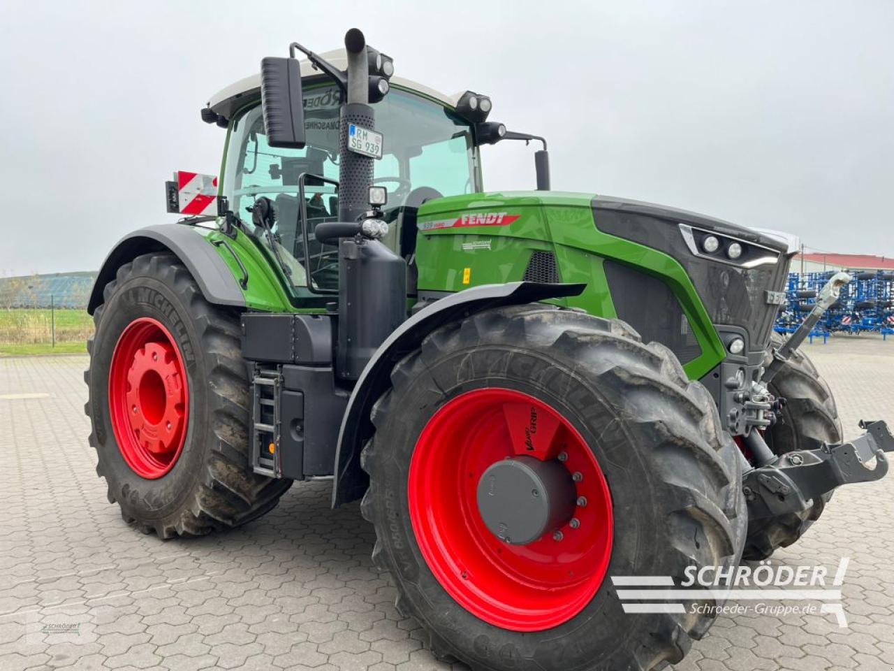 Traktor of the type Fendt 939 VARIO GEN7 PROFI PLUS, Gebrauchtmaschine in Penzlin (Picture 9)