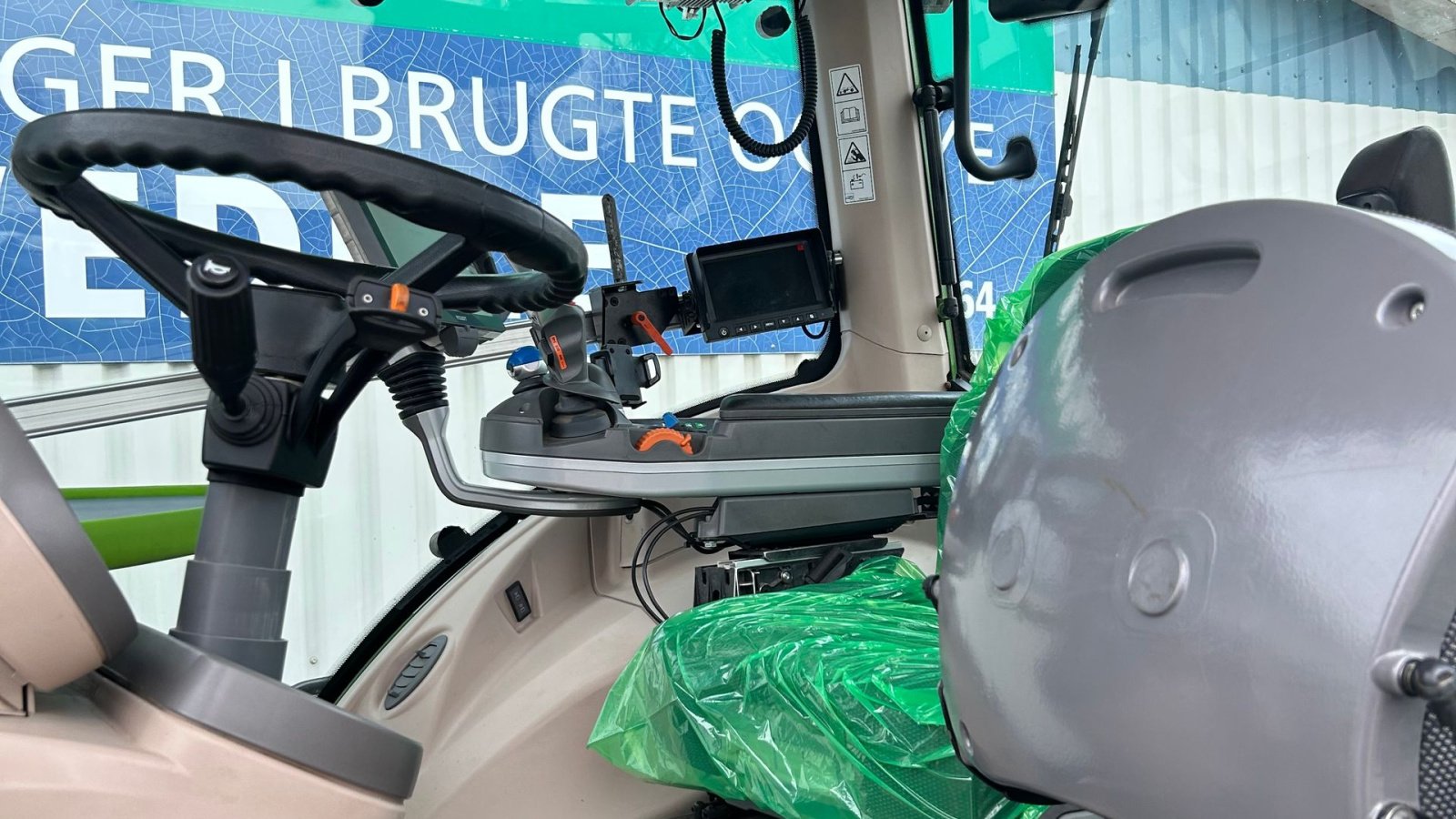 Traktor типа Fendt 939 Vario S4 Profi Plus Med Front PTO, Gebrauchtmaschine в Rødekro (Фотография 12)