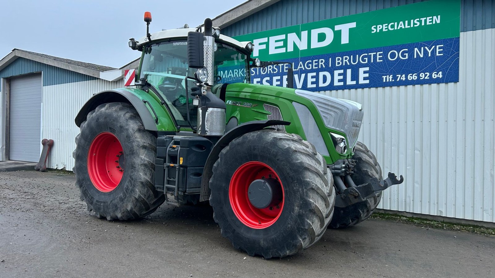 Traktor of the type Fendt 939 Vario S4 Profi Plus, Gebrauchtmaschine in Rødekro (Picture 7)