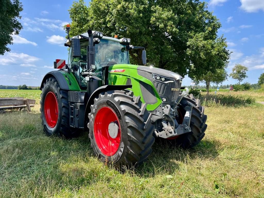 Traktor of the type Fendt 942 Gen7 Profi+ S2, Neumaschine in Nijkerkerveen (Picture 5)