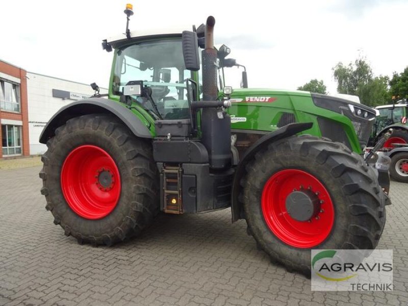 Traktor of the type Fendt 942 VARIO GEN-6 Profi, Gebrauchtmaschine in Uelzen (Picture 3)