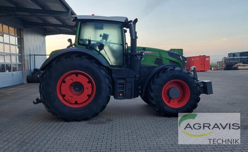 Traktor от тип Fendt 942 VARIO GEN-7 Profi+ Setting 2, Neumaschine в Apenburg-Winterfeld (Снимка 3)