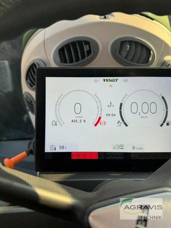 Traktor of the type Fendt 942 VARIO GEN-7 Profi+ Setting 2, Neumaschine in Oschersleben (Picture 6)