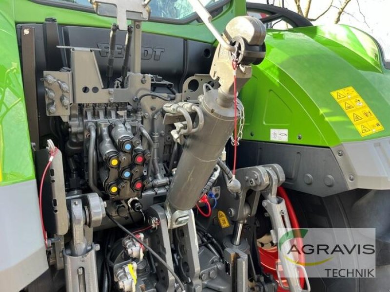 Traktor des Typs Fendt 942 VARIO GEN-7 Profi+ Setting2, Gebrauchtmaschine in Meppen (Bild 10)