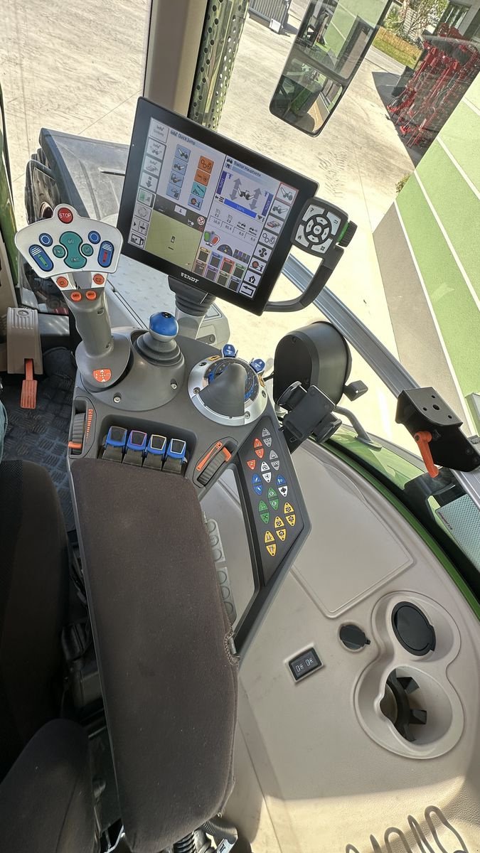 Traktor des Typs Fendt 942 Vario Gen6 Profi Plus, Mietmaschine in Hürm (Bild 12)