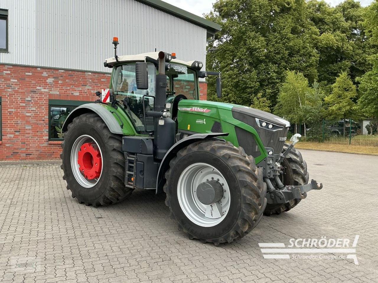 Traktor of the type Fendt 942 VARIO GEN6 PROFI PLUS, Gebrauchtmaschine in Friedland (Picture 1)
