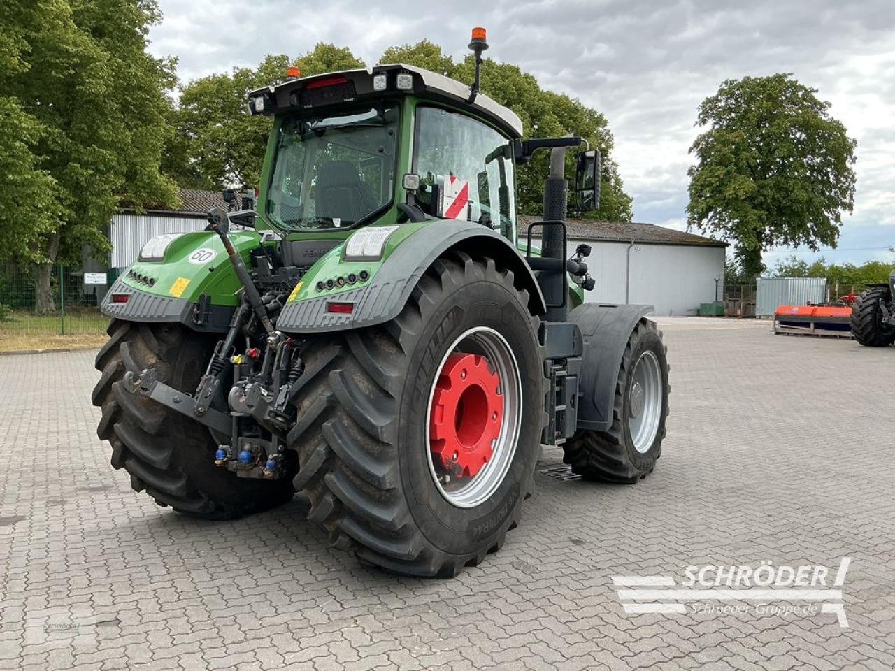 Traktor of the type Fendt 942 VARIO GEN6 PROFI PLUS, Gebrauchtmaschine in Friedland (Picture 15)