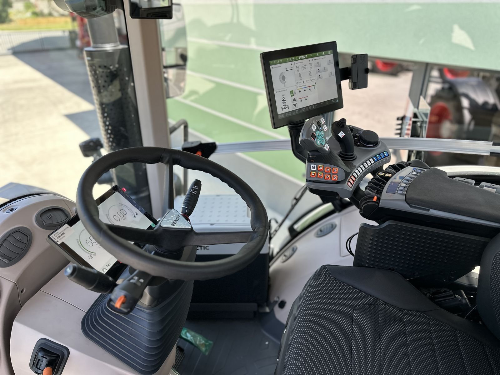 Traktor des Typs Fendt 942 Vario Gen7 Profi+ mit Rüfa, Gebrauchtmaschine in Hürm (Bild 12)