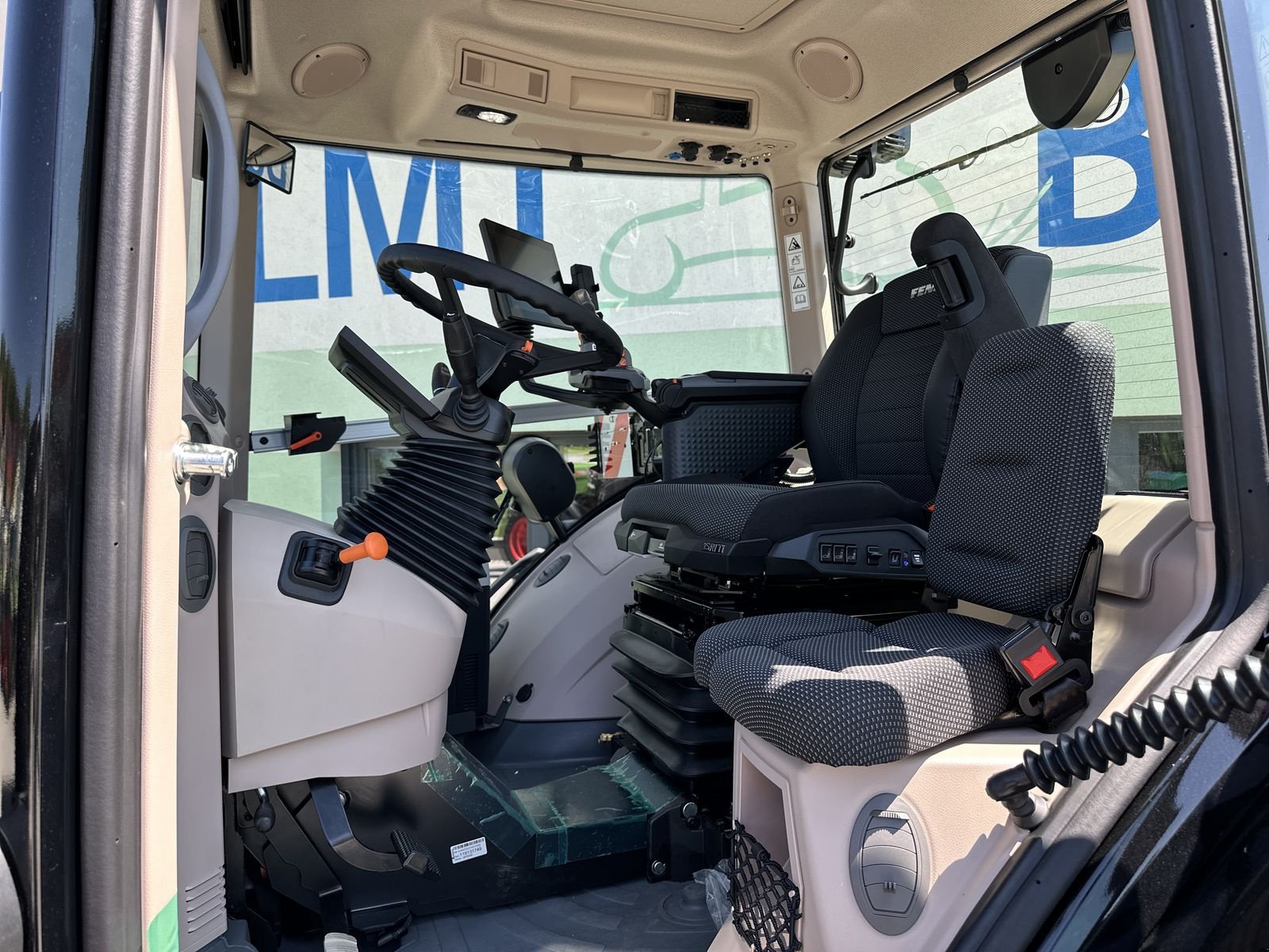 Traktor des Typs Fendt 942 Vario Gen7 Profi+ mit Rüfa, Gebrauchtmaschine in Hürm (Bild 11)