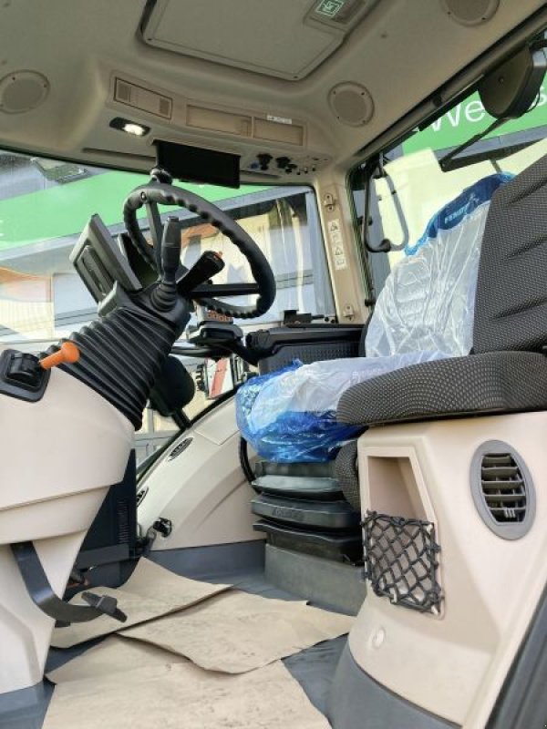 Traktor of the type Fendt 942 VARIO GEN7 PROFI PLUS, Gebrauchtmaschine in Wülfershausen an der Saale (Picture 13)