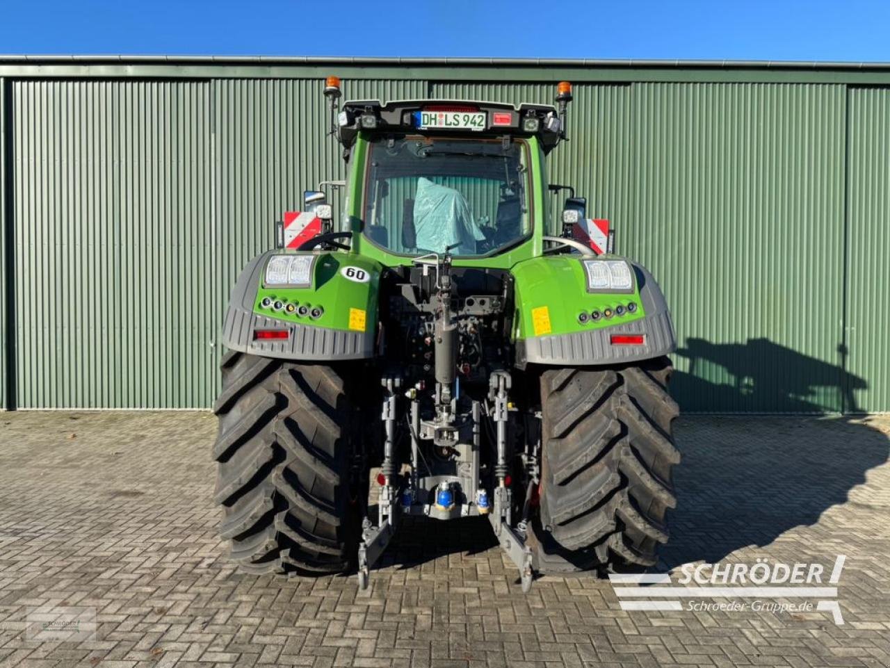Traktor of the type Fendt 942 VARIO GEN7 PROFI PLUS, Neumaschine in Twistringen (Picture 4)
