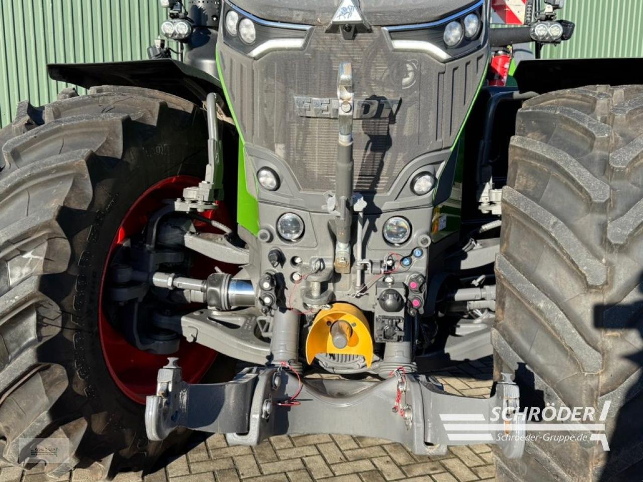 Traktor of the type Fendt 942 VARIO GEN7 PROFI PLUS, Neumaschine in Twistringen (Picture 9)