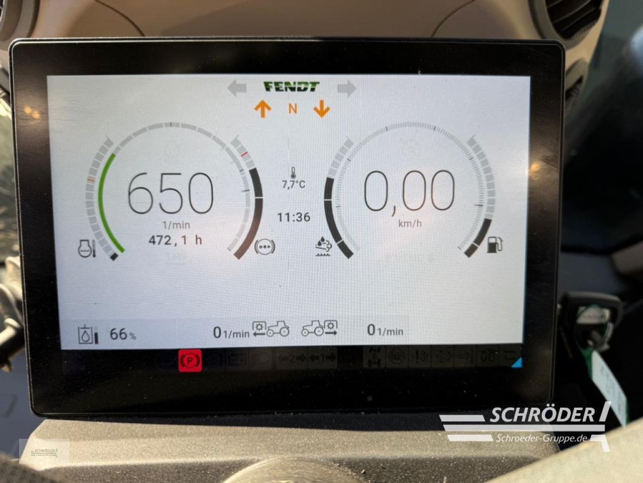 Traktor of the type Fendt 942 VARIO GEN7 PROFI PLUS, Neumaschine in Twistringen (Picture 25)