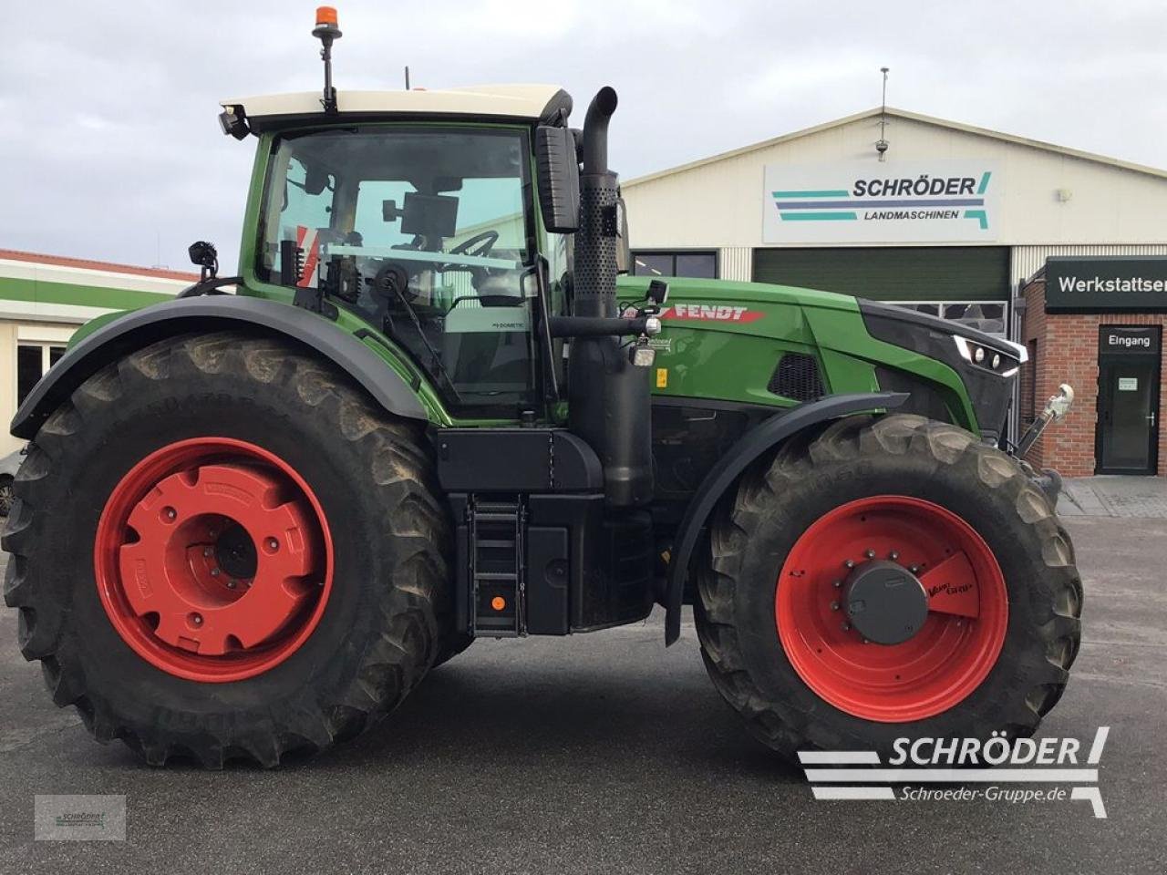 Traktor des Typs Fendt 942 VARIO GEN7 PROFI PLUS, Neumaschine in Penzlin (Bild 9)