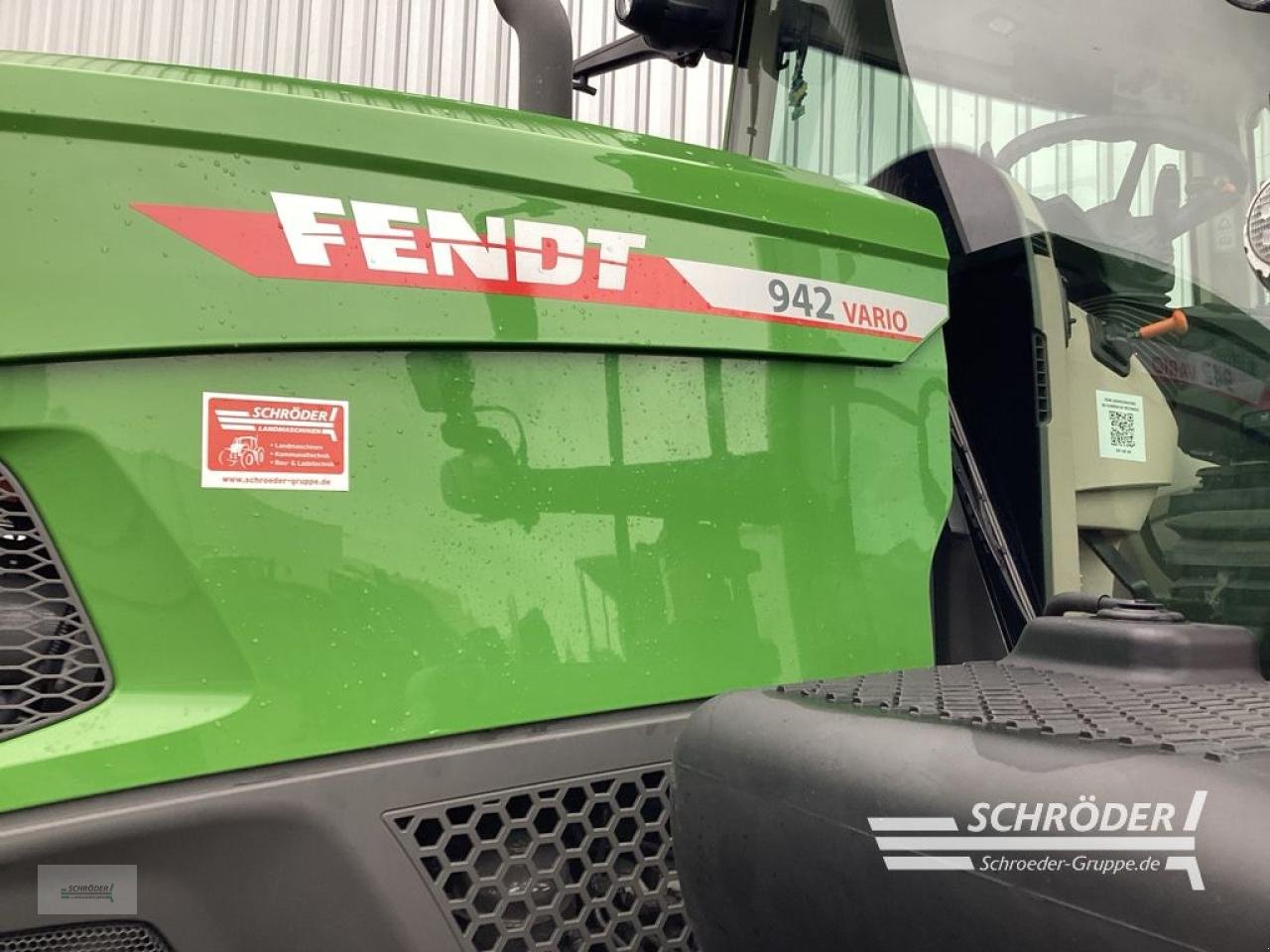 Traktor of the type Fendt 942 VARIO GEN7 PROFI PLUS, Neumaschine in Norden (Picture 4)