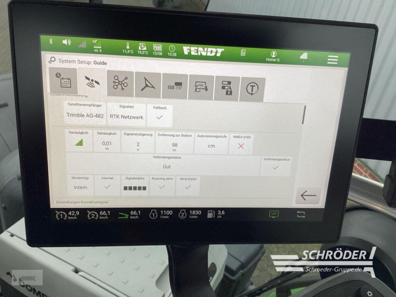 Traktor of the type Fendt 942 VARIO GEN7 PROFI PLUS, Neumaschine in Norden (Picture 17)