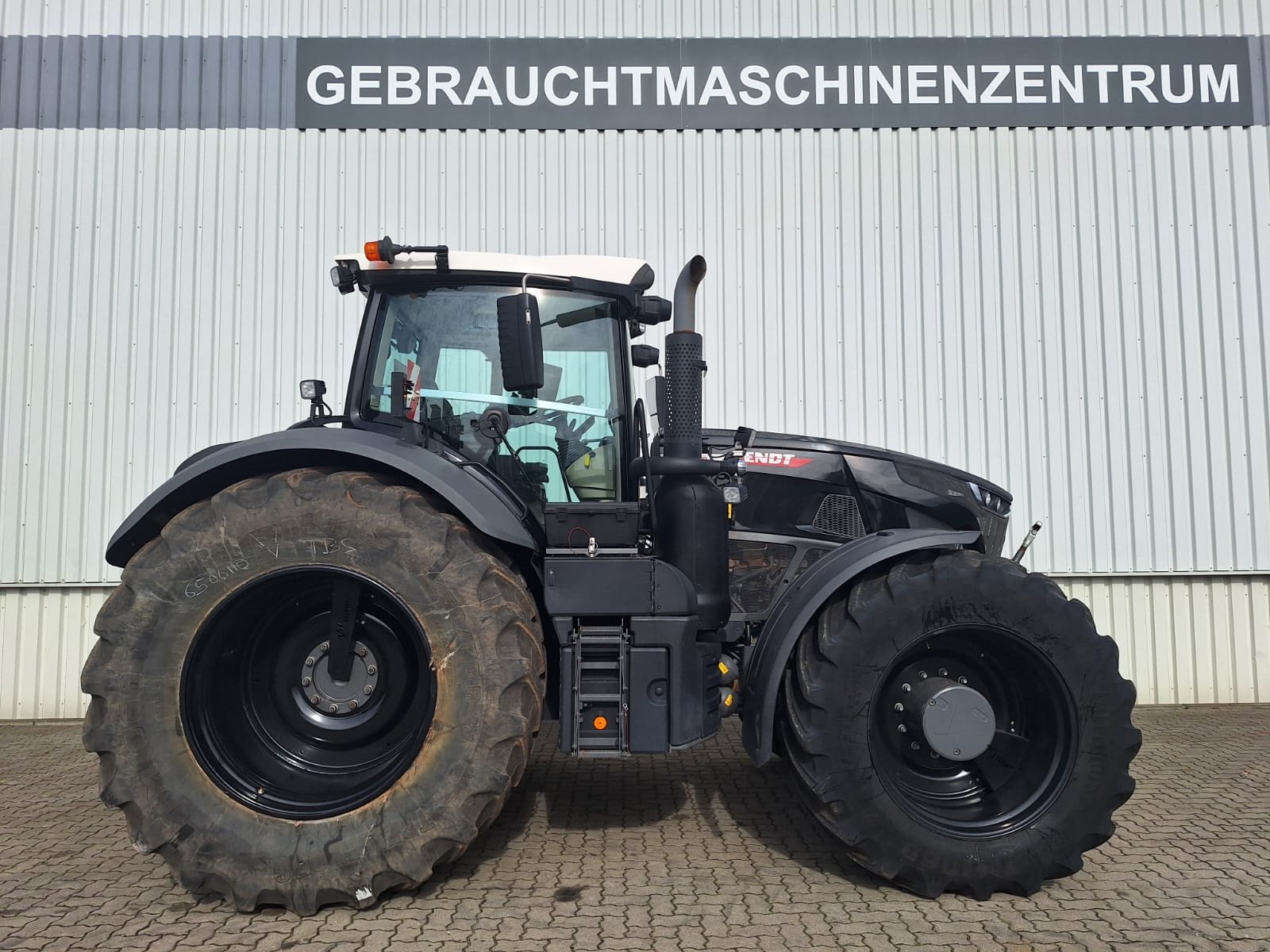 Traktor des Typs Fendt 942 Vario Gen7 Profi+ Sett2, Gebrauchtmaschine in Holle- Grasdorf (Bild 2)