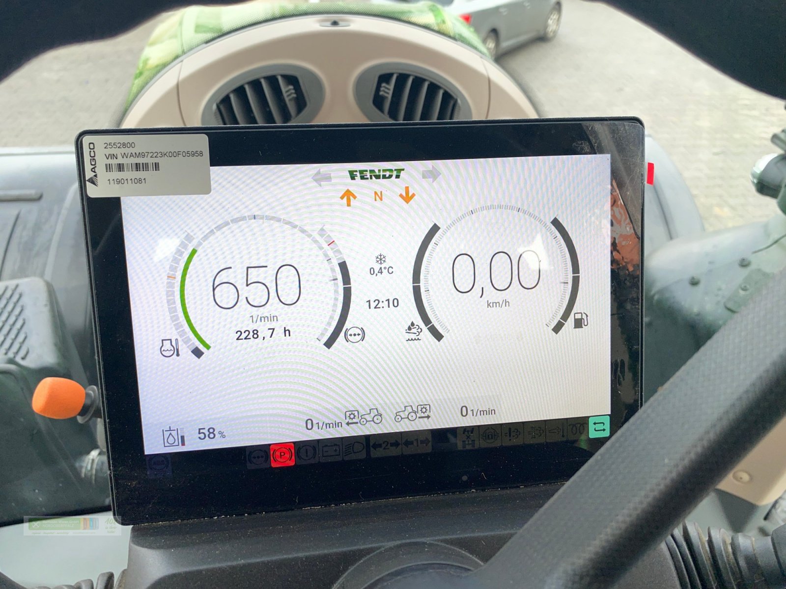 Traktor of the type Fendt 942 Vario Gen.7 Profi+ Setting 2, Gebrauchtmaschine in Tirschenreuth (Picture 7)