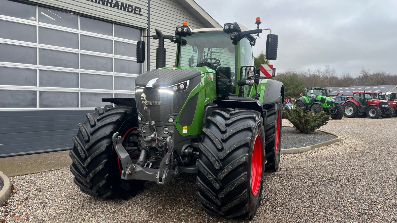 Traktor del tipo Fendt 942 Vario Gen7 Profi+ Setting2 Med frontlift, Gebrauchtmaschine en Lintrup (Imagen 12)