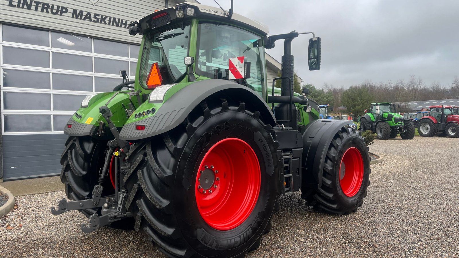 Traktor del tipo Fendt 942 Vario Gen7 Profi+ Setting2 Med frontlift, Gebrauchtmaschine en Lintrup (Imagen 16)