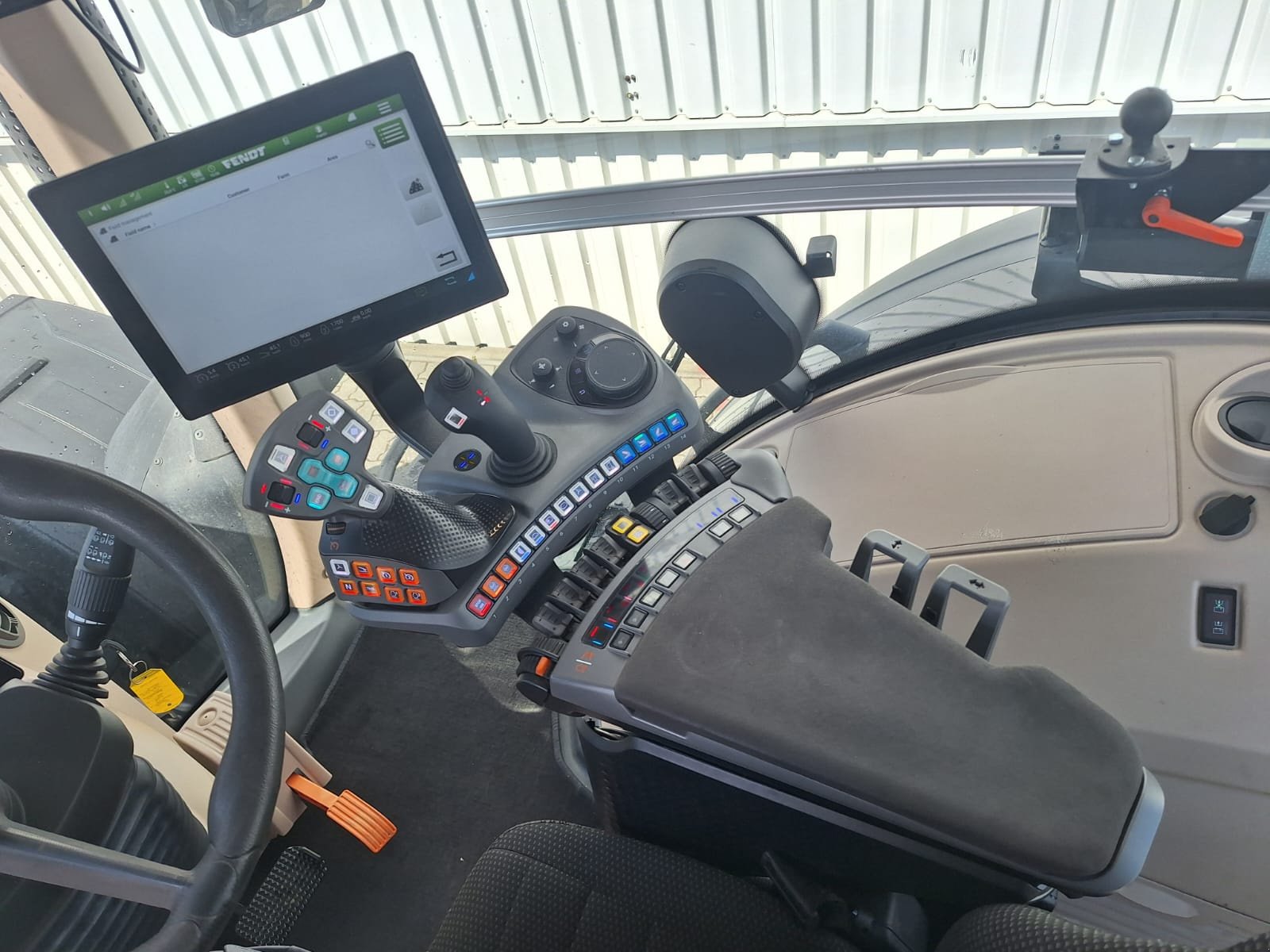 Traktor van het type Fendt 942 Vario Gen7 Profi+ Setting2, Gebrauchtmaschine in Holle- Grasdorf (Foto 16)